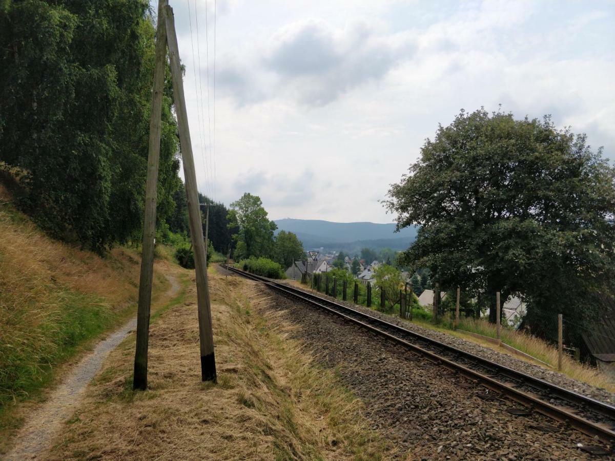 Ferienwohnung Bimmelbahn-Blick Neudorf  Экстерьер фото